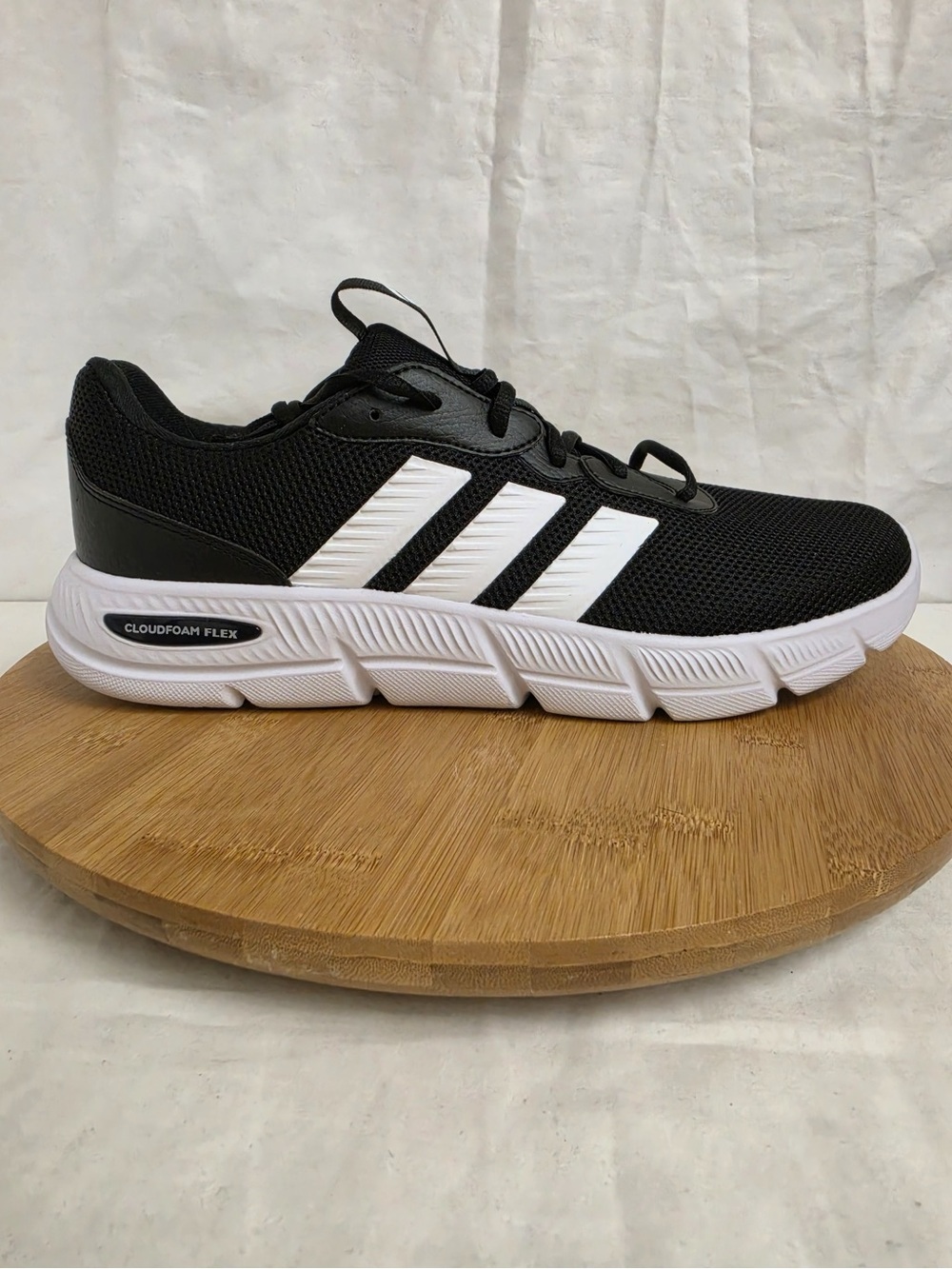Adidas Cloudfoam Flex Men’s Shoes Black White Size 11 Lightweight New